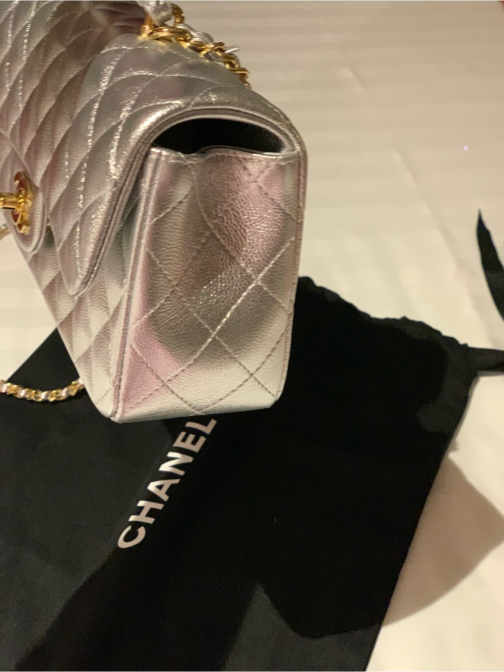 Brand new this week season rare Limited edition authentic Chanel silver purse - Picture 3 of 17